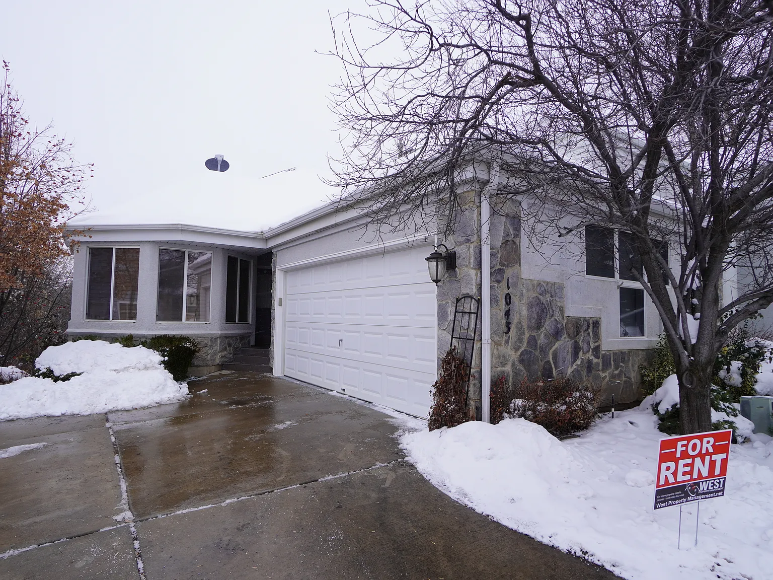 Beautiful home 1043 Brook Haven Dr, Kaysville — Photo 1