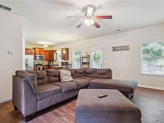 5th image of 155 Apian Way