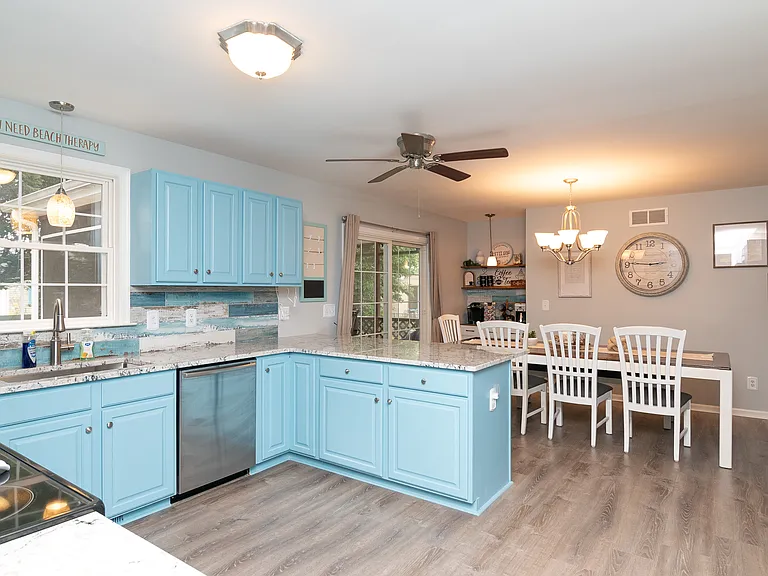 18 Bryn Mawr Dr — Photo 10