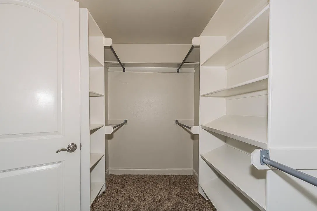4 bed, 1700 sqft, $2,500 — Photo 4