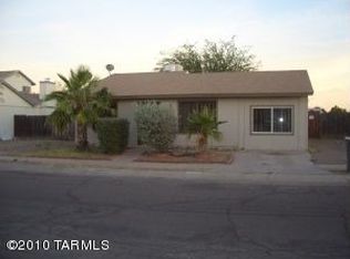 1725 W Calle Guadalajara, Tucson, AZ 85713