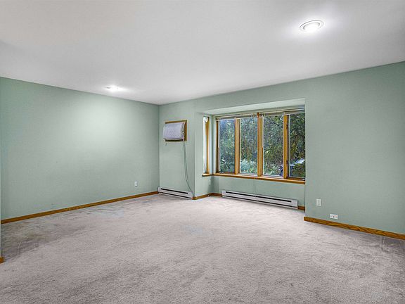3rd image of 16 N Allen St