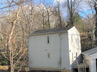 18 Garfield Ave, Athens, OH 45701