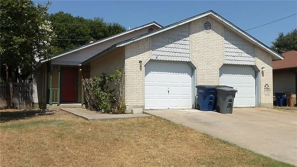 2 bed, 2.0 bath, 925 sqft, $1,645 — Photo 1