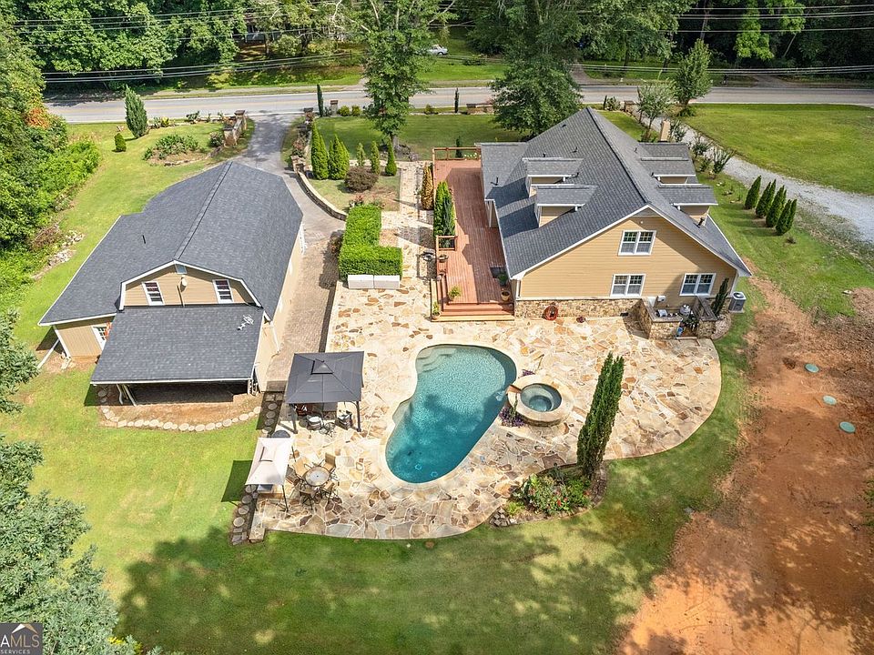 1st image of 335 Level Creek Rd