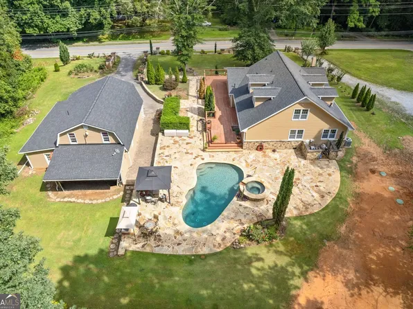 335 Level Creek Rd, Sugar Hill, GA 30518