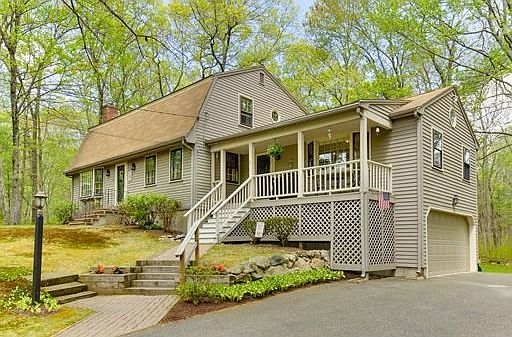 1st image of 5 Northwood Dr