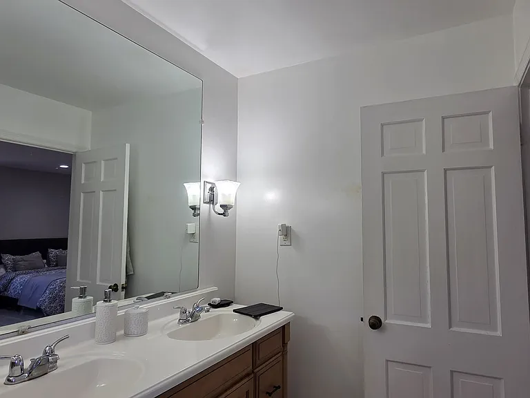 6004 Highboro Dr — Photo 15