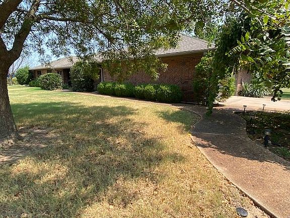 2nd image of 1825 E Tonkawa Ave