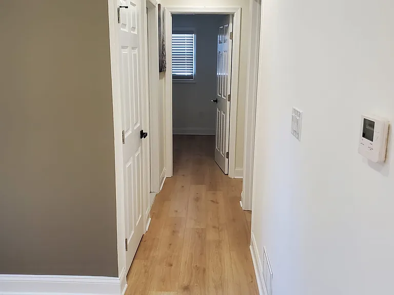 2211 Vermont Ave — Photo 10