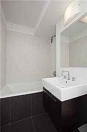 5th image of 420 E 64th St APT E8e