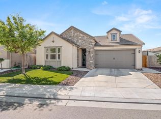 3954 Griffith Ave, Clovis, CA 93619