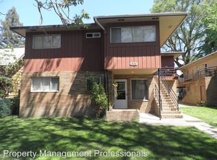 306 SW K St APT A, Grants Pass, OR 97526