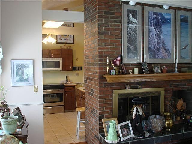 2nd image of 2901 Madison Way