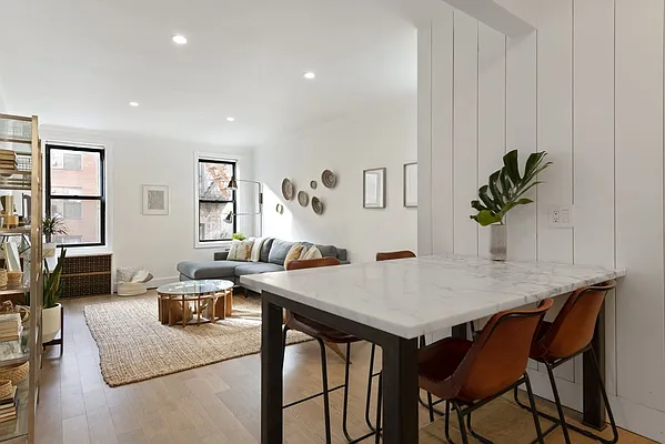 Sold by Compass | media 10