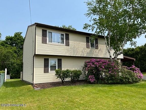 2nd image of 8 Lindbergh Ave