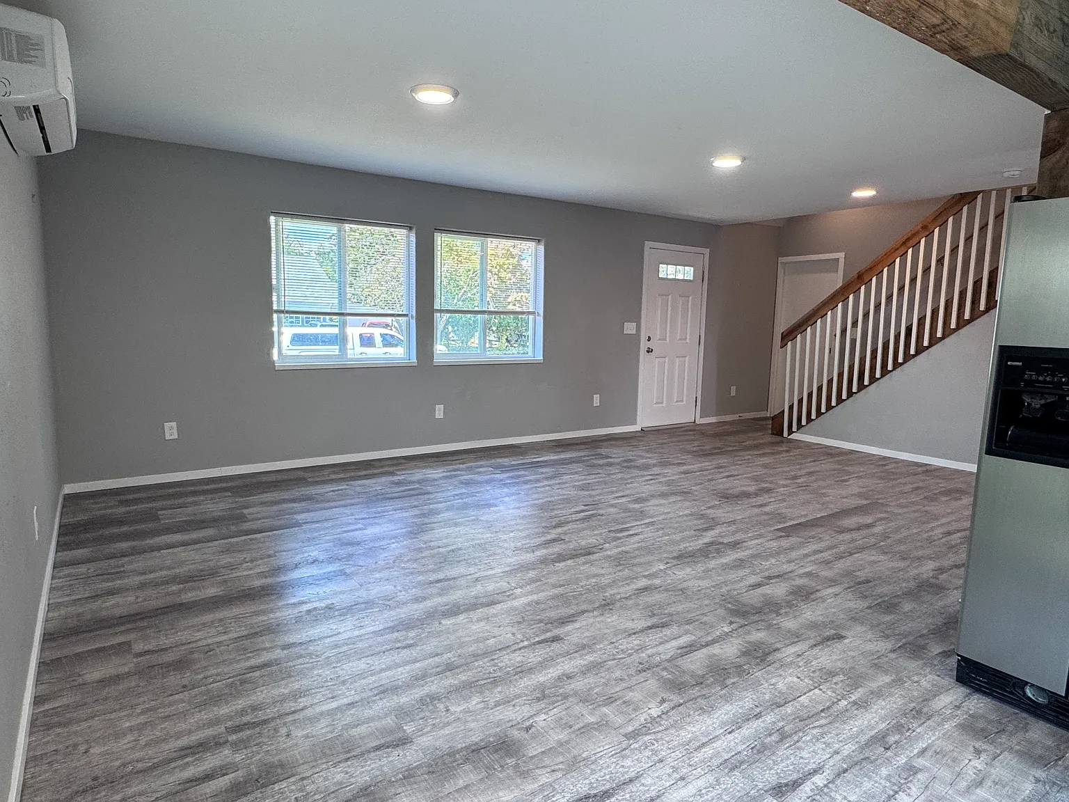 4 bed, 1500 sqft, $2,300 — Photo 2