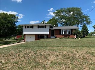 200 Fezell Rd, Freedom, PA 15042