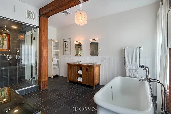 Rented by Town Residential | media 29