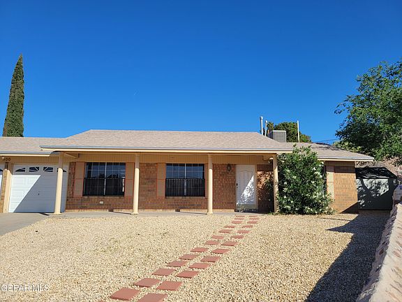 3rd image of 300 El Castillo Pl