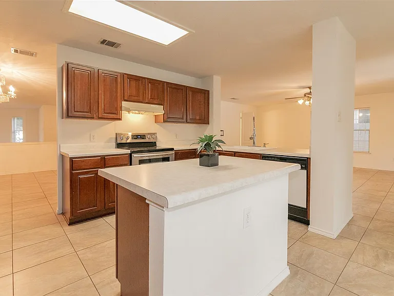 11308 Blairview Ln — Photo 9