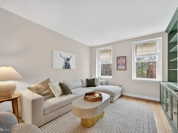 3811 39th St NW APT D88, Washington, DC 20016