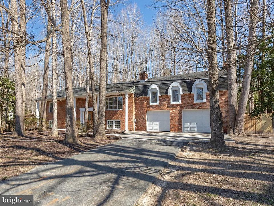 1st image of 29602 Dogwood Cir