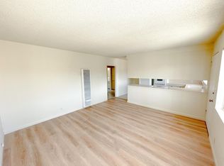 24663 Pennsylvania Ave APT 8, Lomita, CA 90717