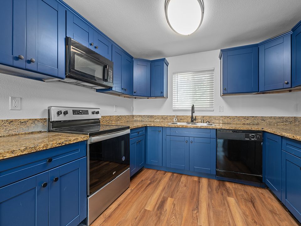 1st image of 228 Las Flores Dr APT 7