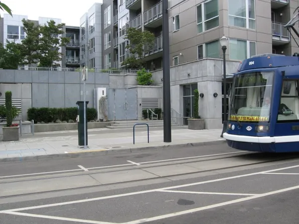 1125 NW 9th Ave APT 315, Portland, OR 97209