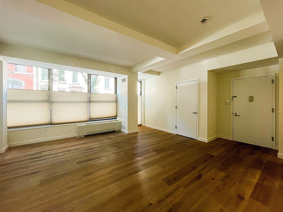 1st image of 20 Henry St APT 1AN