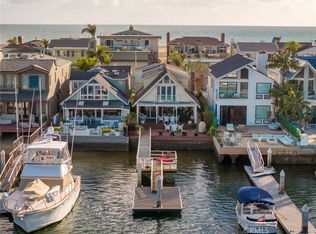 1128 E Balboa Blvd, Newport Beach, CA 92661