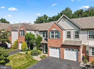 518 Jason Dr, Southampton, PA 18966