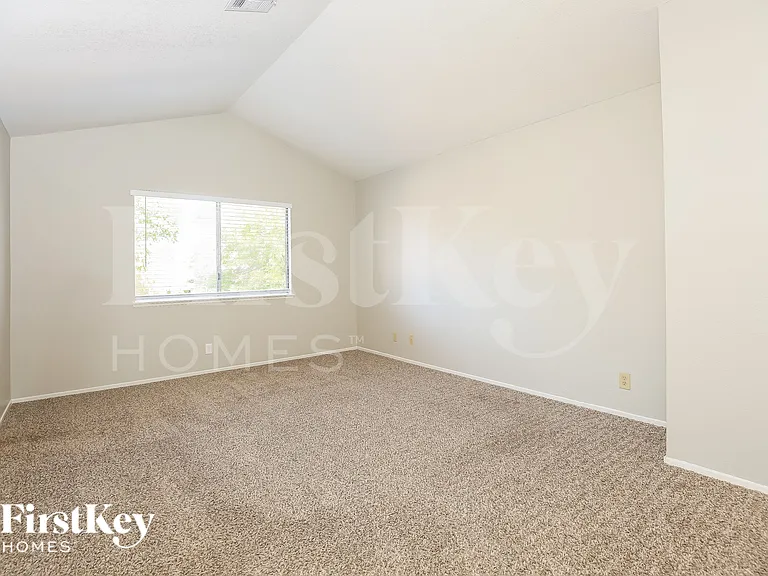 3775 Duneville St — Photo 8