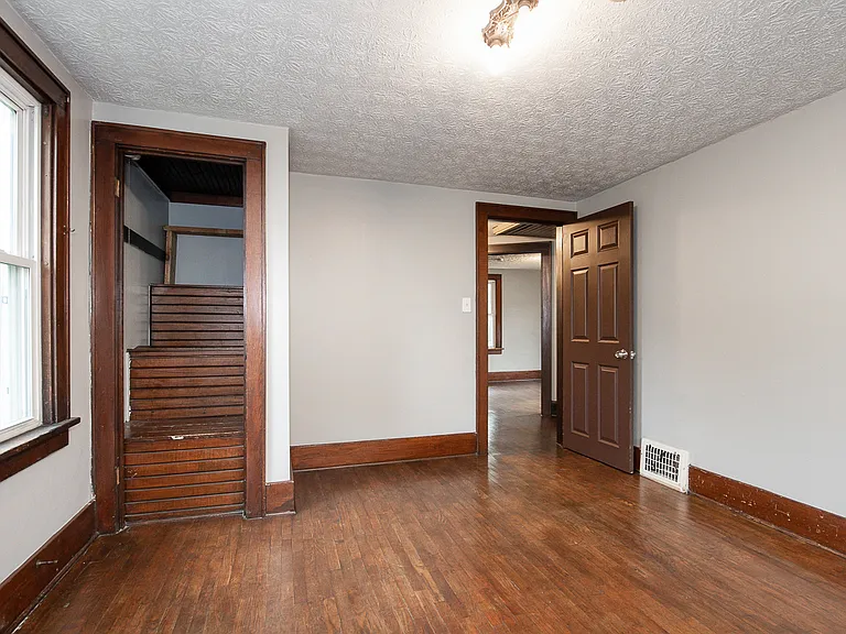 888 Harrison Ave — Photo 25