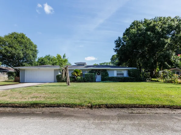 4053 Greenwood Drive, Fort Pierce, FL 34982