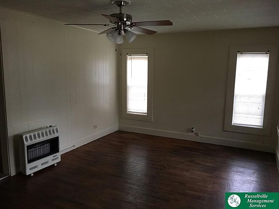 2nd image of 1011 N El Paso Ave