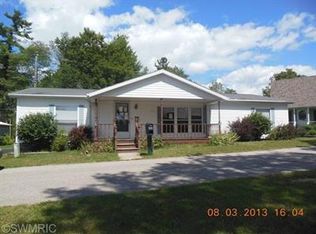 1451 White Birch Dr, Stanton, MI 48888