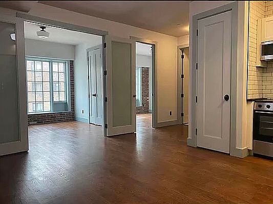1st image of 62 Brooklyn Ave #3A