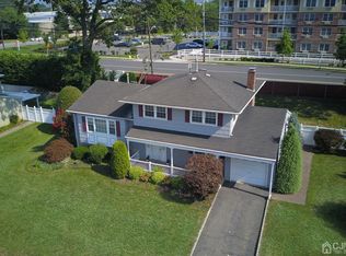 3 Devonshire Rd, Parlin, NJ 08859