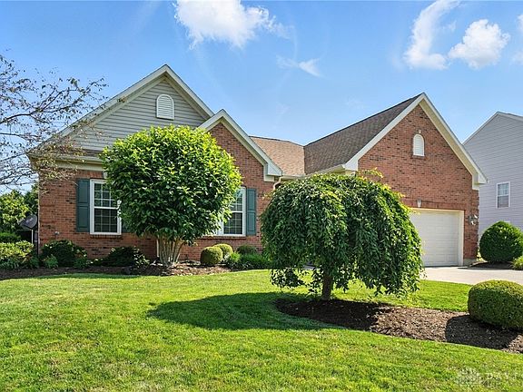 2nd image of 3518 Queen Victoria Ct