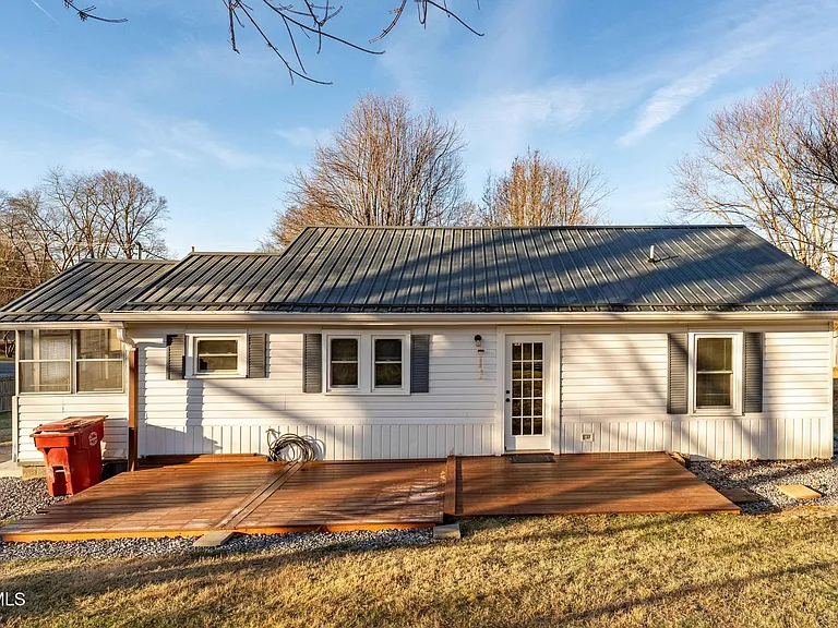 172 Hopper Rd — Photo 25