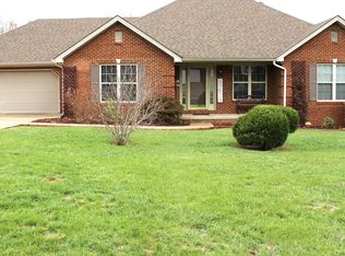 426 Agee St, Harrodsburg, KY 40330
