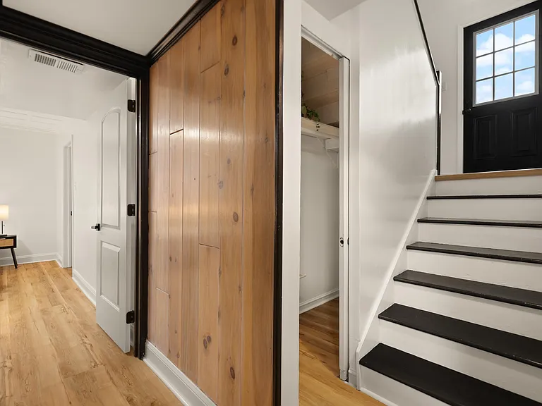1706 Cameron Ct — Photo 37