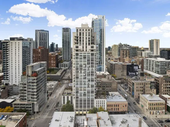 200 W Grand Ave #Sl26, Chicago, IL 60654
