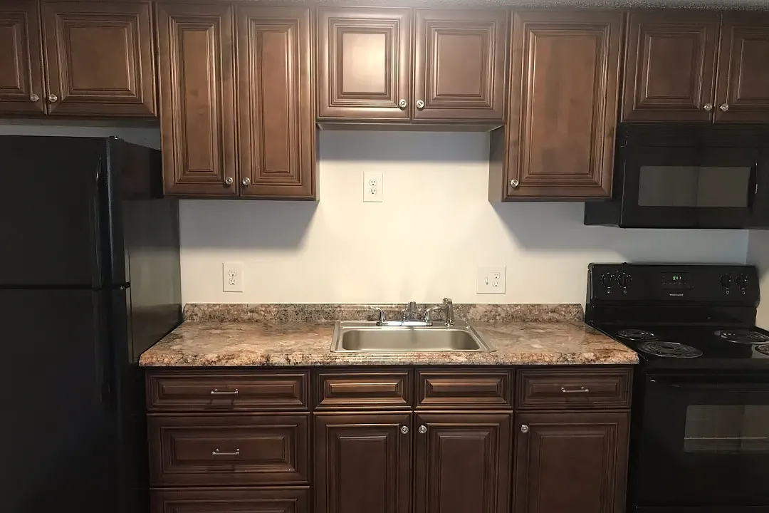 Willow Way Apartments — Photo 4