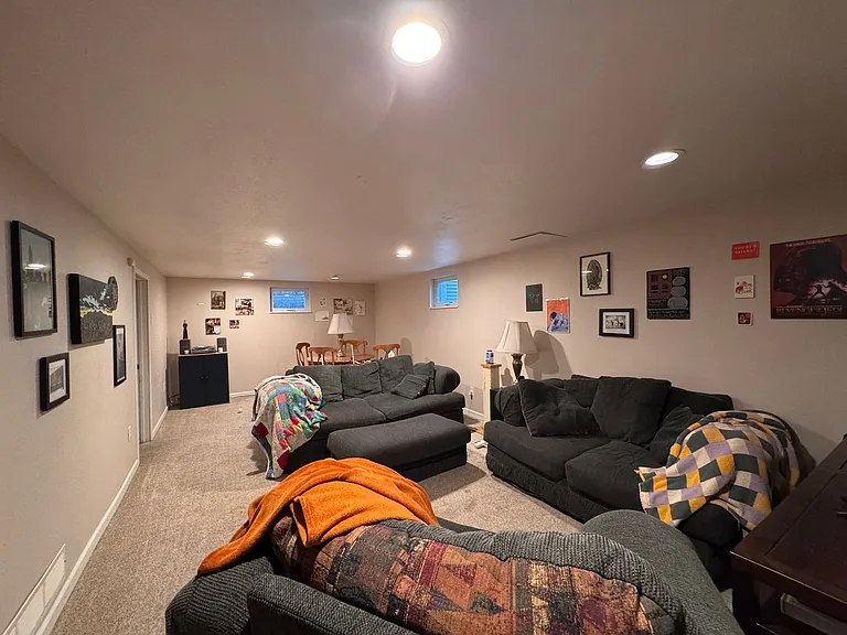 609 Duke Ln — Photo 15