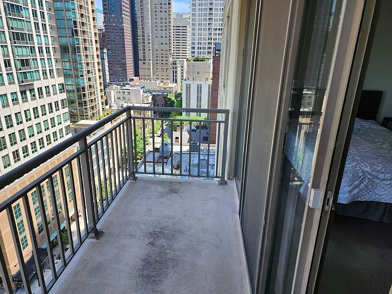 630 N State St #1801 — Photo 11
