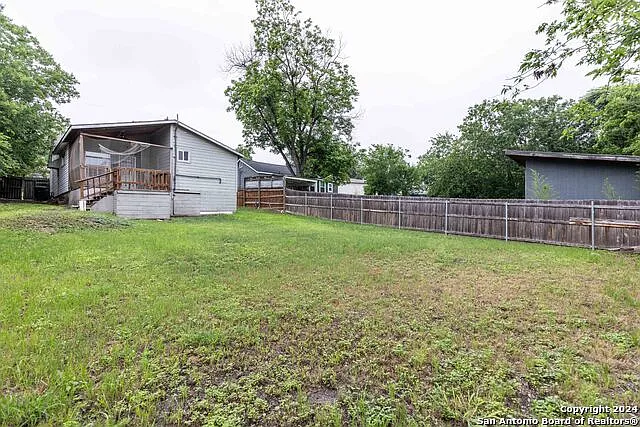 120 Nelson Ave — Photo 30