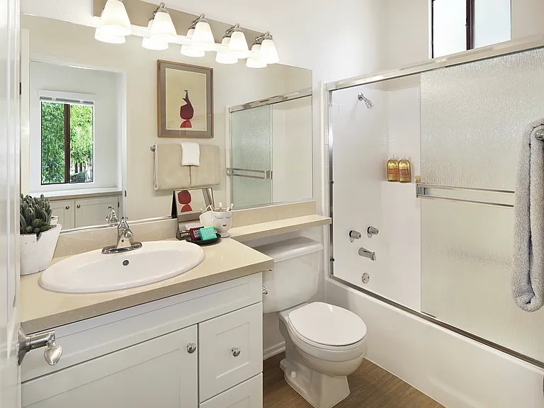 Ambrose Apartment Homes — Photo 6